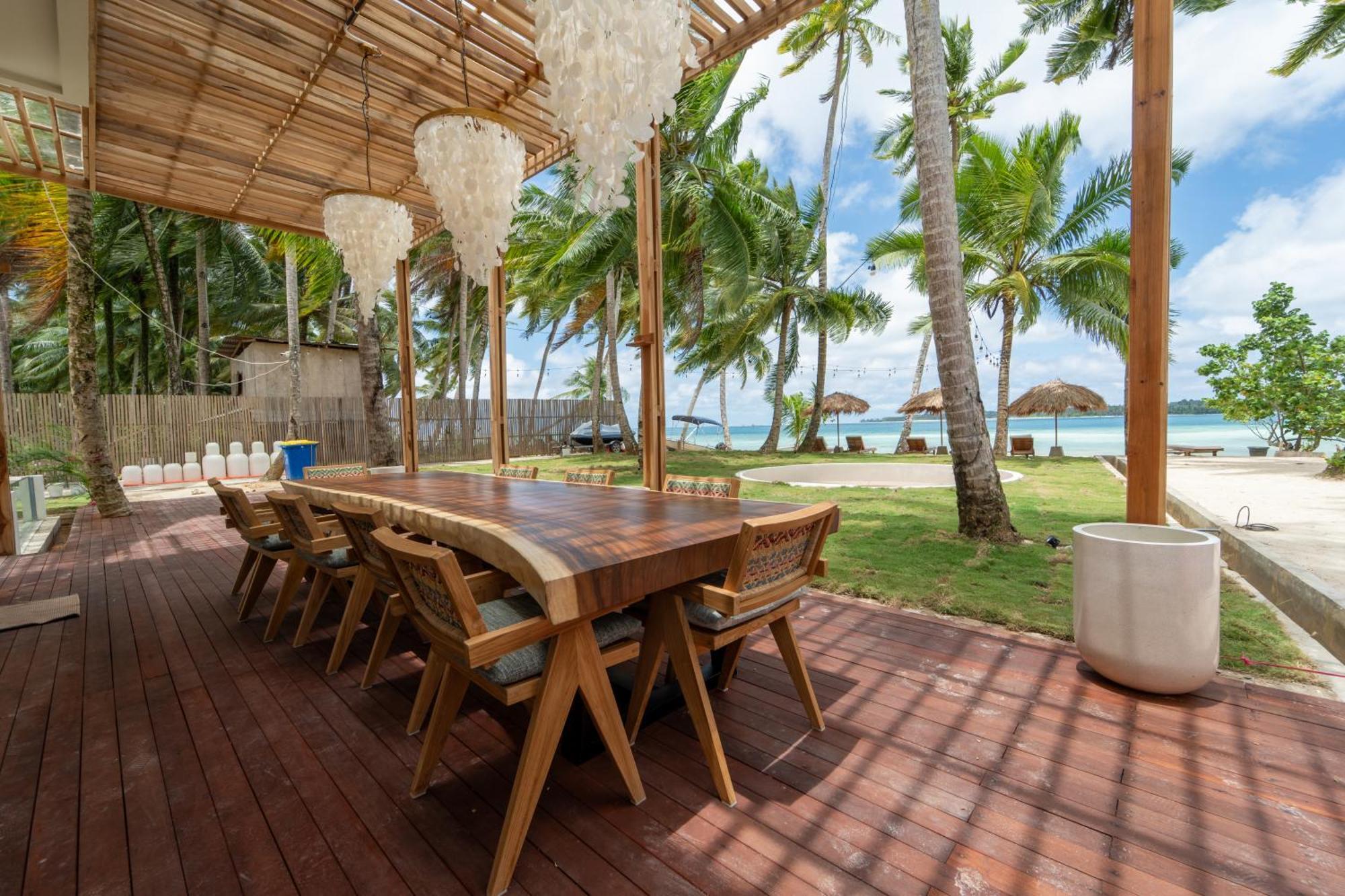 Solid Surf Villa Mentawai Tua Pejat Exterior foto
